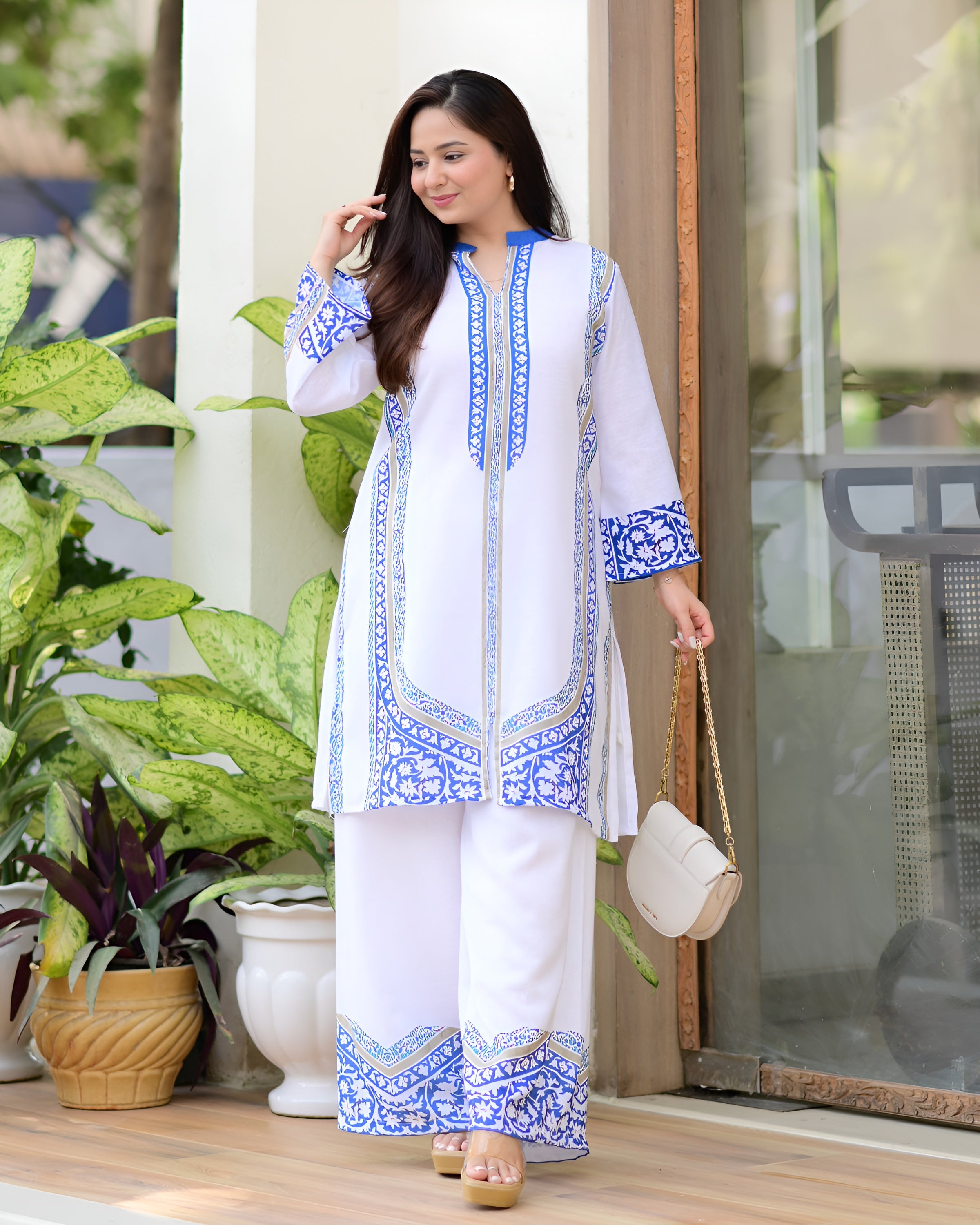 ✨ Graceful White & Blue Elegance – Women’s Printed Kurta Palazzo Set ✨
