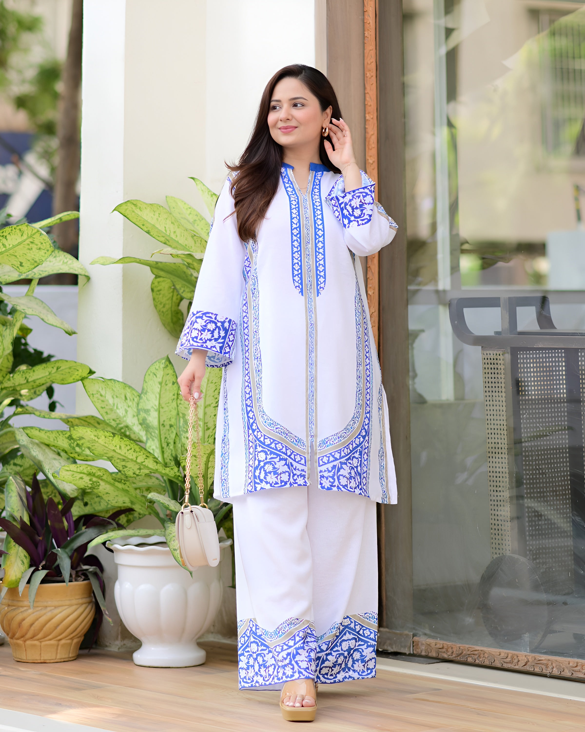 ✨ Graceful White & Blue Elegance – Women’s Printed Kurta Palazzo Set ✨
