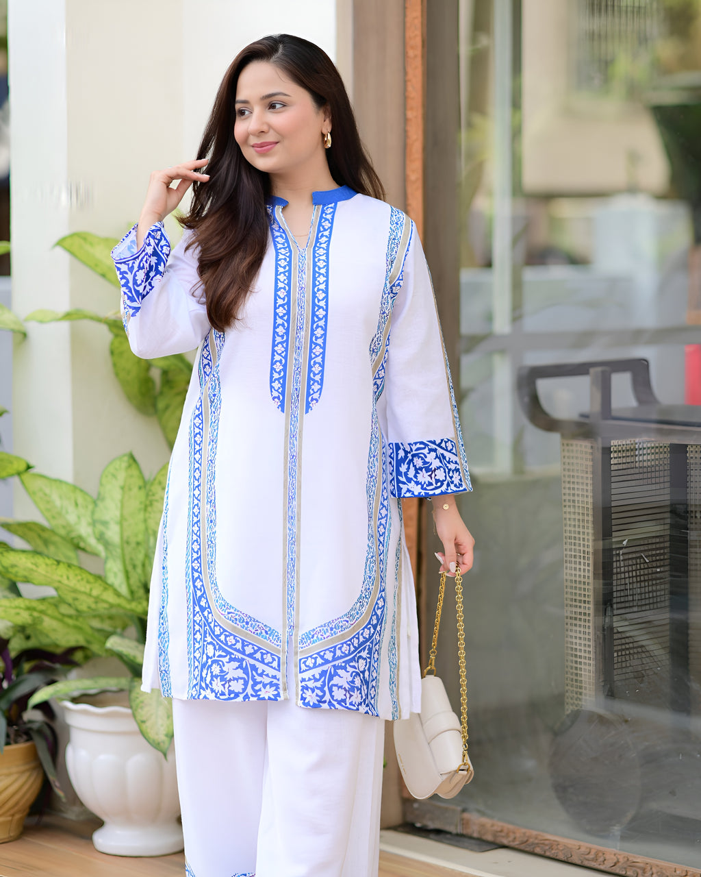 ✨ Graceful White & Blue Elegance – Women’s Printed Kurta Palazzo Set ✨