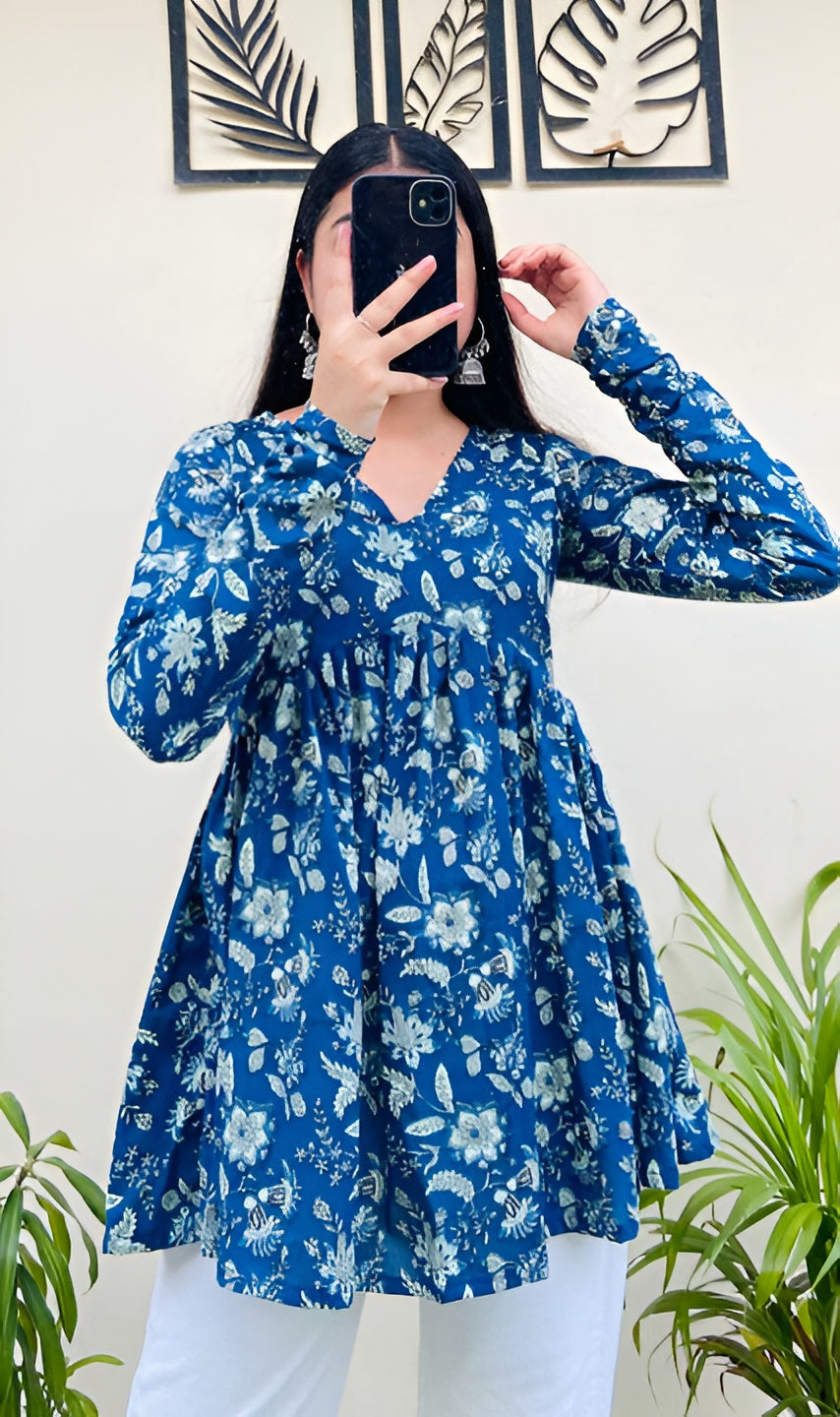 Women Rayon Printed Short Kurti