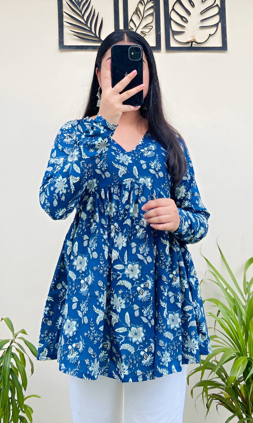 Women Rayon Printed Short Kurti