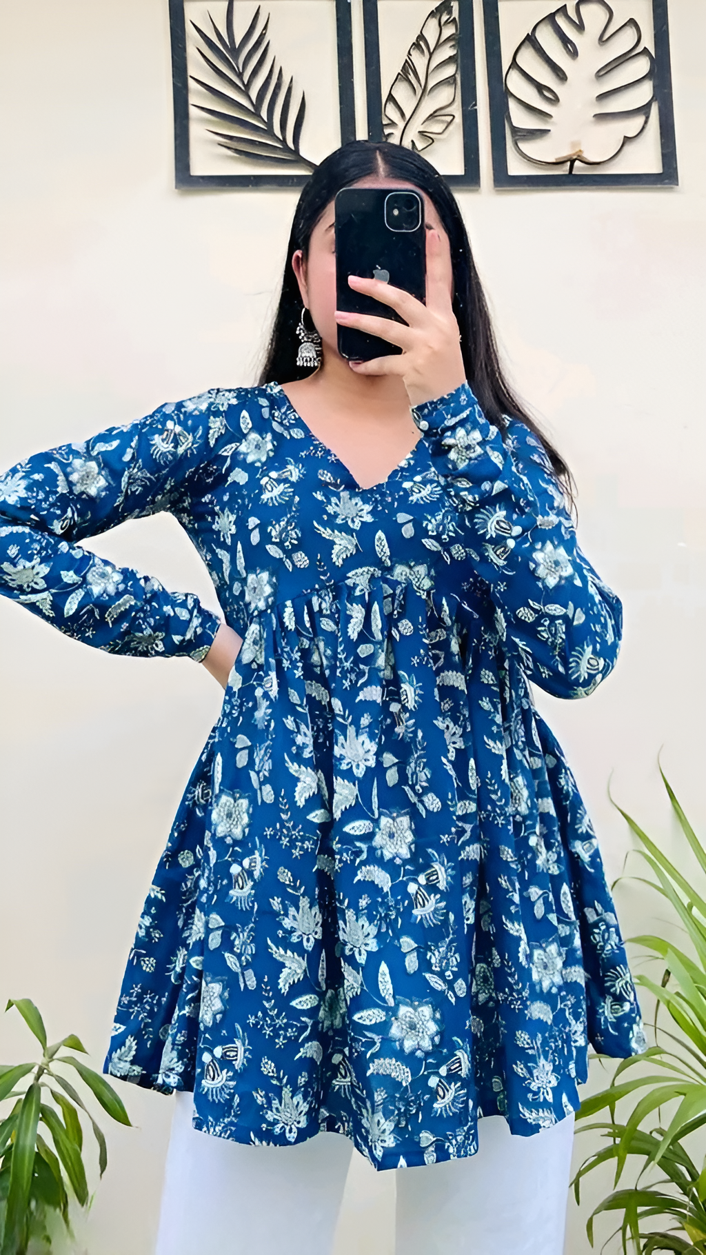 Women Rayon Printed Short Kurti