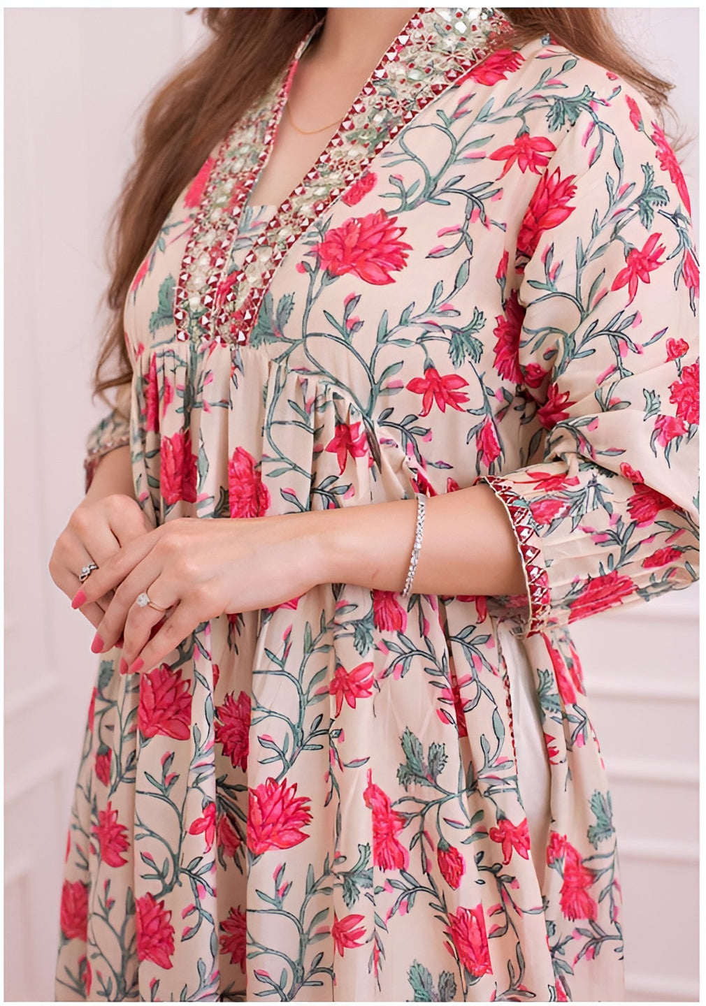 🌸 Trendy Multicolor Floral Print Kurta Pant Set for Women